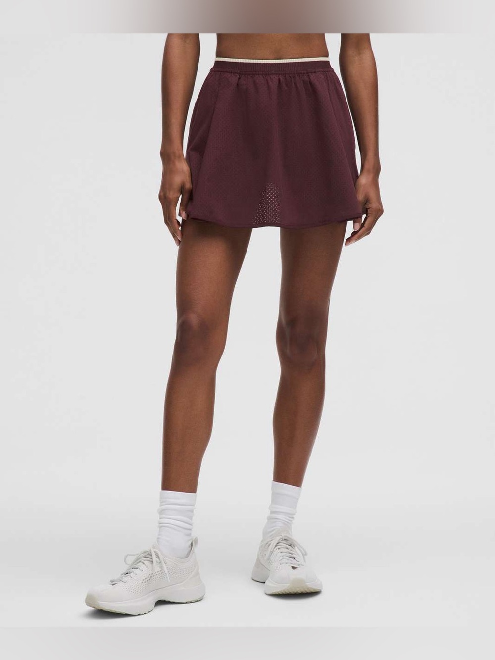 Lululemon Perforated Narrow Waistband Tennis Skirt size 4 Goodnight Plum GNPL